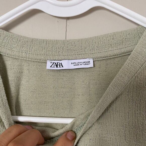 Zara Textured Oversized T-Shirt Size L Sage Green Minimalist Tee Relaxed Fit - Picture 3 of 5